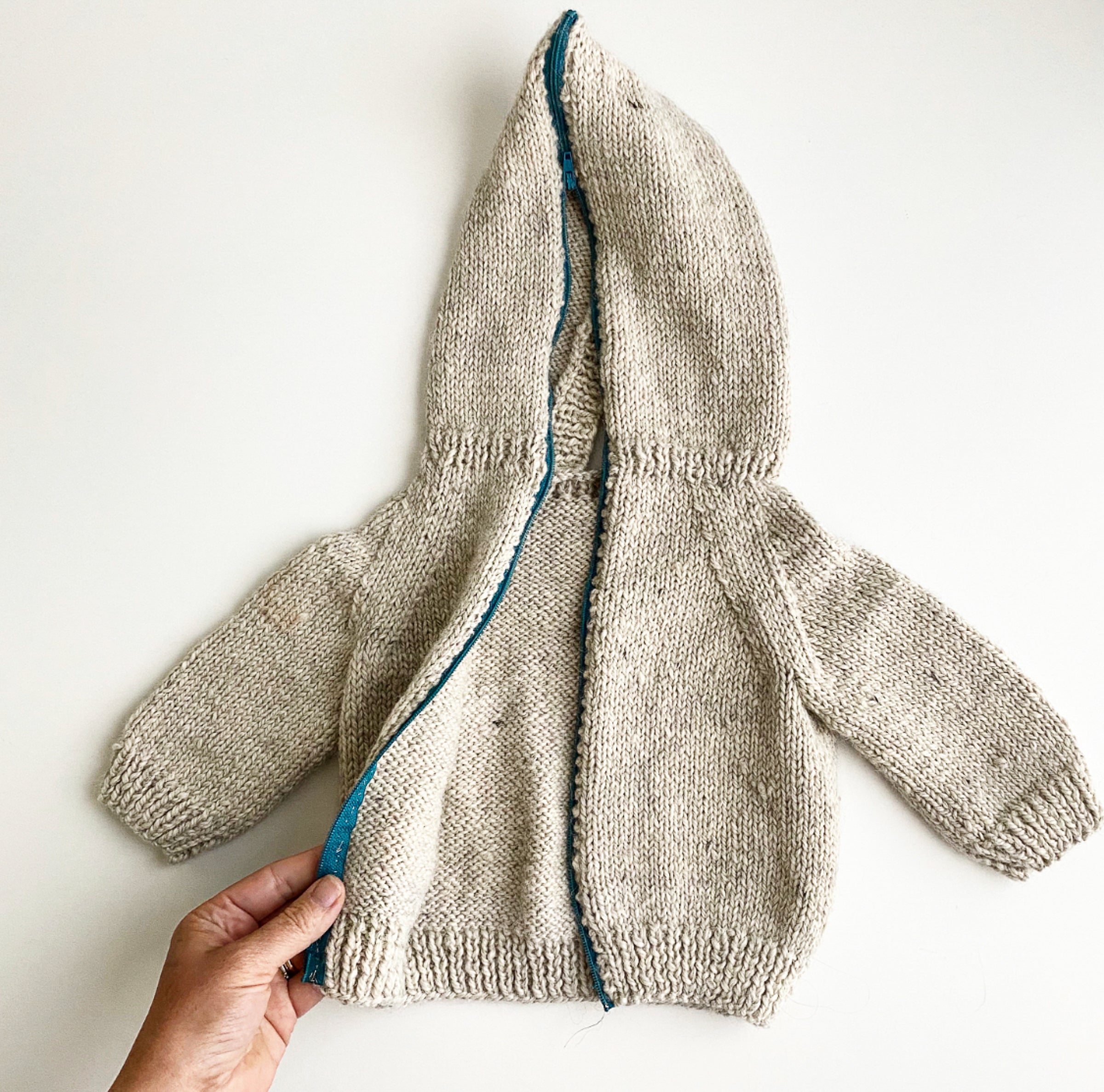 Hoody with Back Zipper Baby Sweater Flax & Twine